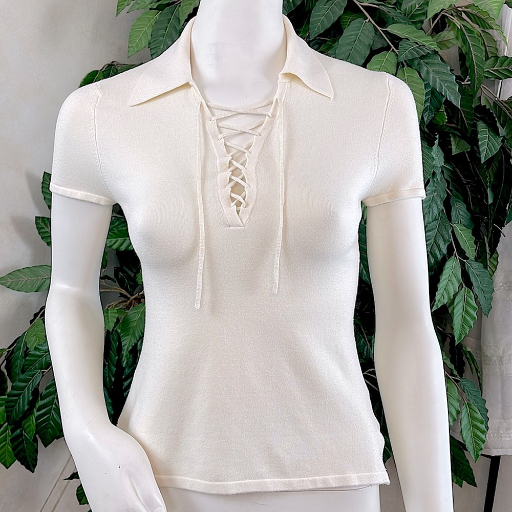 MAX STUDIO CREAM LACE UP SWEATER